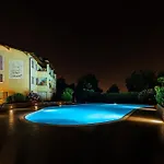 Le Corti Caterina Apartments With Pool By Wonderful Italy