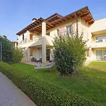 Le Corti Caterina Apartments With Pool By Wonderful Italy