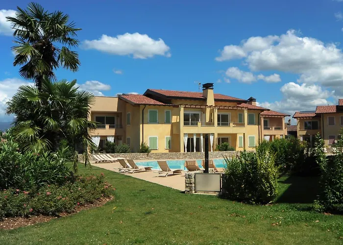 Le Corti Caterina Apartments With Pool By Wonderful Italy