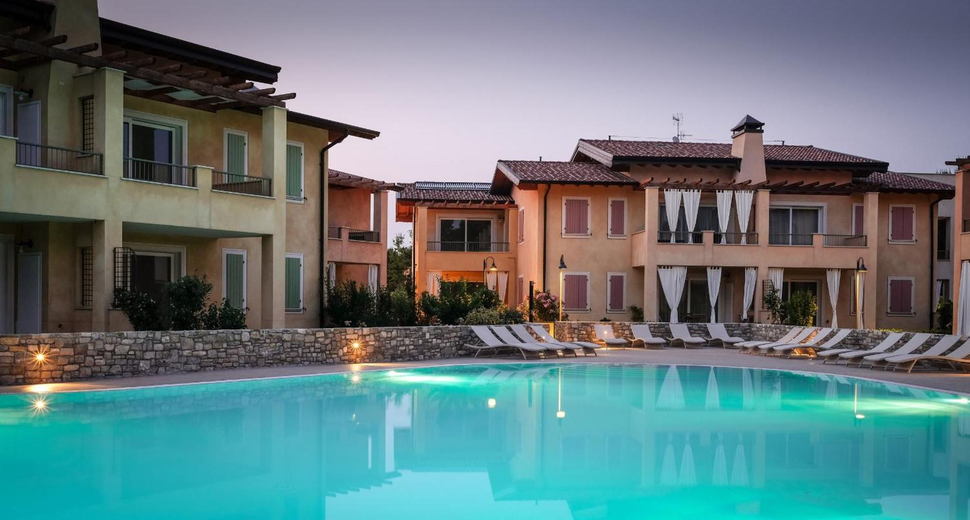 Apartment Le Corti Caterina With Pool By Wonderful Italy Desenzano del Garda