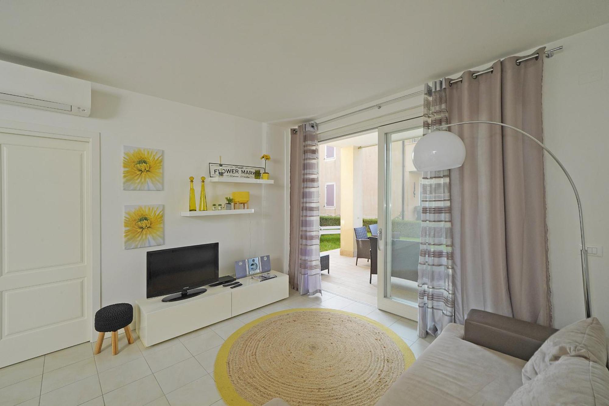 Apartment Le Corti Caterina With Pool By Wonderful Italy