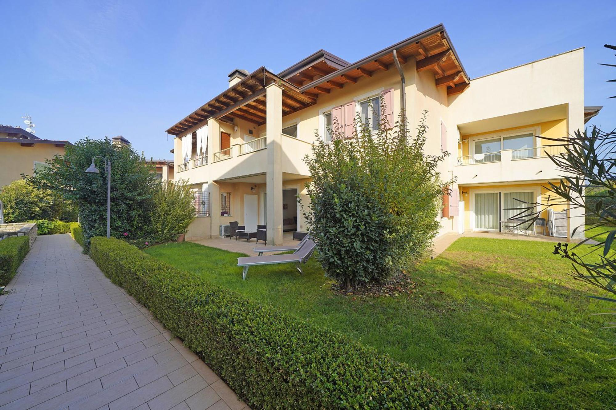 Le Corti Caterina With Pool By Wonderful Italy Apartment Desenzano del Garda