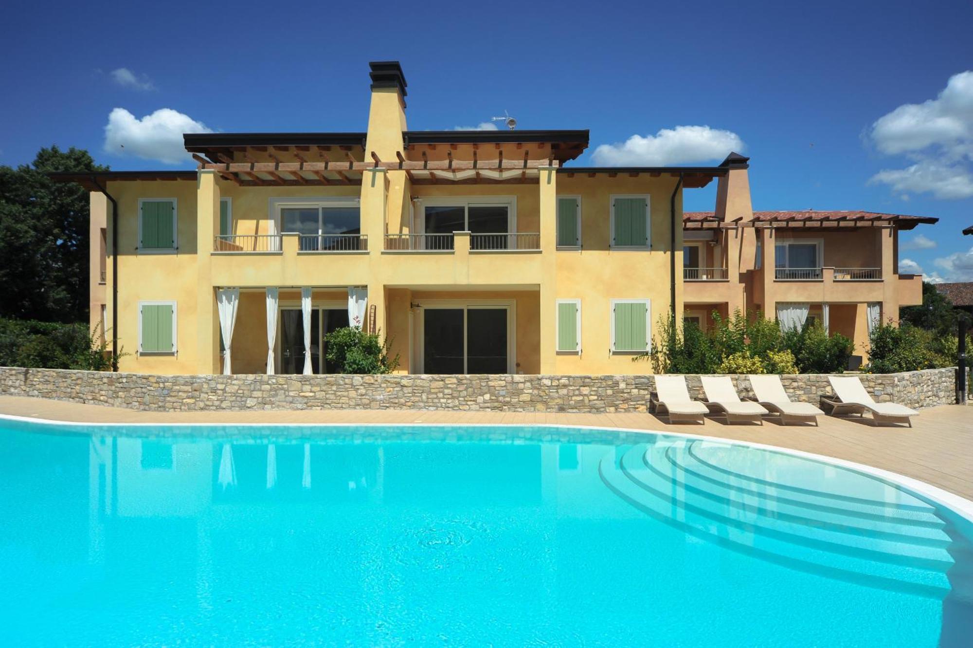 Le Corti Caterina With Pool By Wonderful Italy Apartment Desenzano del Garda
